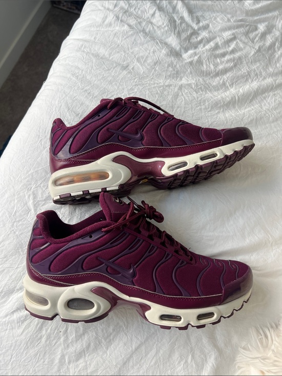 Nike Shoes - Nike Women's Burgundy/Maroon Athletic Sneakers